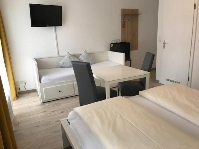Abendruhe Hotel - Kontaktloser Check In Oberhaching Dış mekan fotoğraf